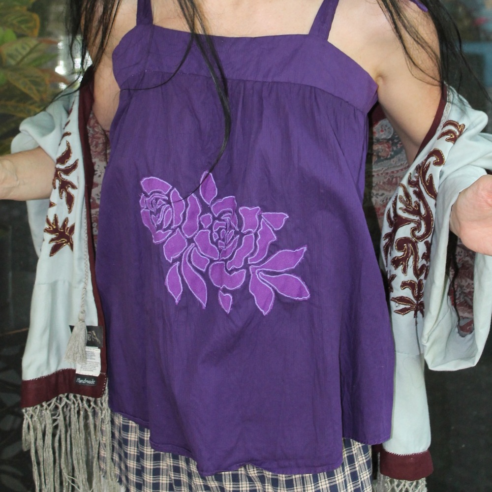 “Rose Appliqué “Shabby chic top - Picture 8 of 11
